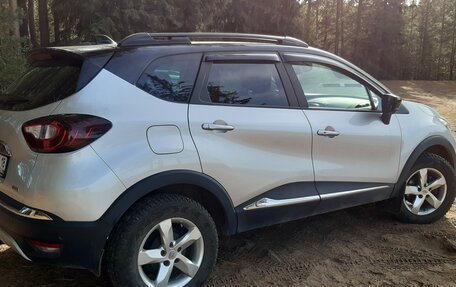 Renault Kaptur I рестайлинг, 2021 год, 1 750 000 рублей, 3 фотография