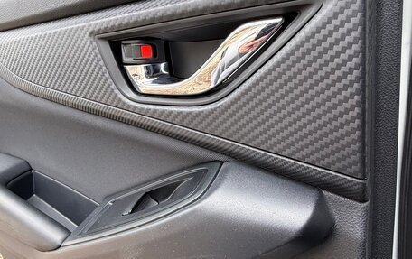 Subaru XV II, 2018 год, 2 590 000 рублей, 13 фотография