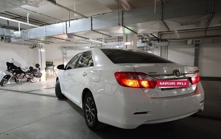 Toyota Camry, 2011 год, 1 630 000 рублей, 7 фотография