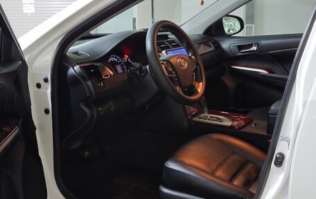 Toyota Camry, 2011 год, 1 630 000 рублей, 12 фотография