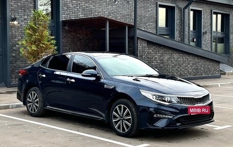KIA Optima IV, 2019 год, 1 700 000 рублей, 2 фотография