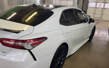 Toyota Camry, 2019 год, 2 350 000 рублей, 5 фотография