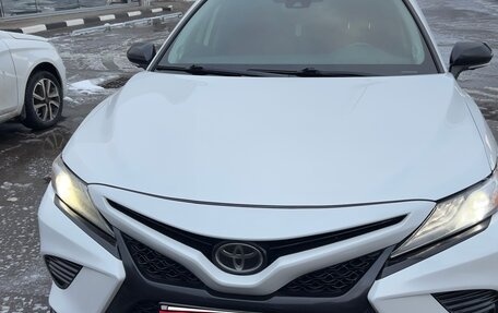 Toyota Camry, 2019 год, 2 350 000 рублей, 9 фотография