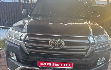 Toyota Land Cruiser 200, 2016 год, 6 100 000 рублей, 8 фотография