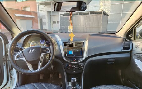 Hyundai Solaris II рестайлинг, 2014 год, 650 000 рублей, 9 фотография