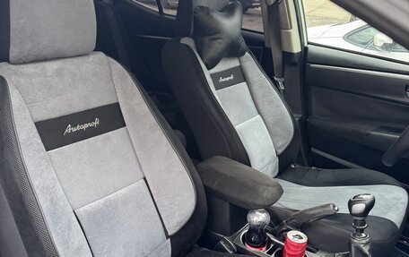 Toyota Corolla, 2013 год, 1 000 000 рублей, 7 фотография