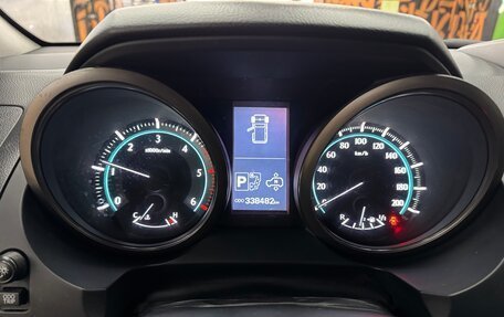 Toyota Land Cruiser Prado 150 рестайлинг 2, 2010 год, 2 264 000 рублей, 10 фотография