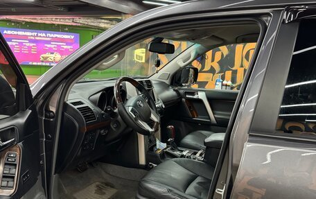 Toyota Land Cruiser Prado 150 рестайлинг 2, 2010 год, 2 264 000 рублей, 8 фотография