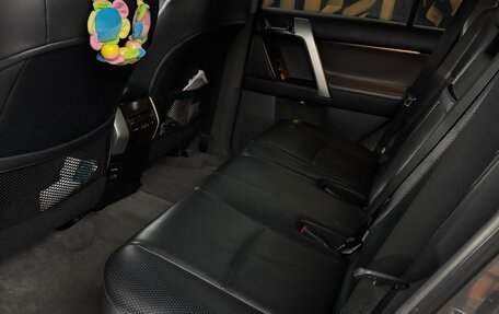 Toyota Land Cruiser Prado 150 рестайлинг 2, 2010 год, 2 264 000 рублей, 17 фотография