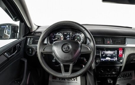 Skoda Rapid I, 2018 год, 1 075 000 рублей, 9 фотография