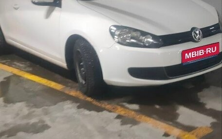 Volkswagen Golf VI, 2011 год, 870 000 рублей, 1 фотография