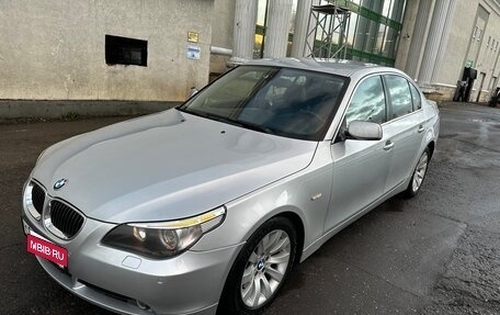 BMW 5 серия, 2004 год, 949 000 рублей, 1 фотография