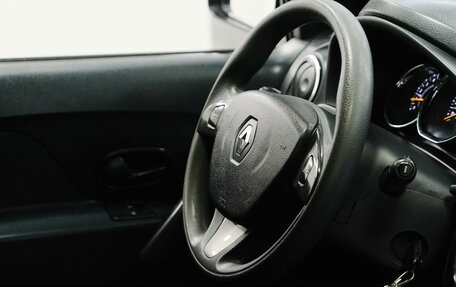 Renault Sandero II рестайлинг, 2017 год, 890 000 рублей, 12 фотография