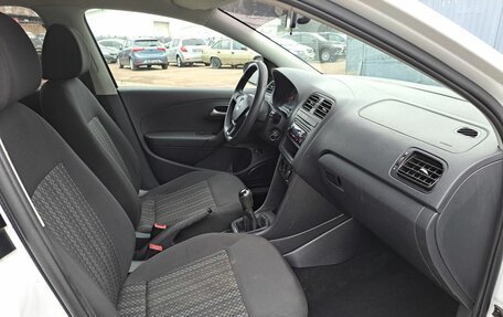 Volkswagen Polo VI (EU Market), 2018 год, 895 000 рублей, 11 фотография