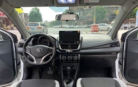 Toyota Yaris XP150 рестайлинг, 2022 год, 1 351 000 рублей, 12 фотография