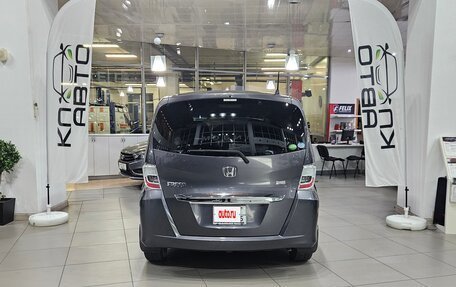 Honda Freed I, 2013 год, 1 350 000 рублей, 4 фотография