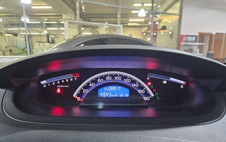 Honda Freed I, 2013 год, 1 350 000 рублей, 18 фотография