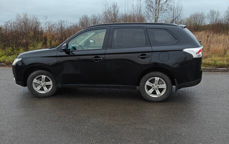 Mitsubishi Outlander III рестайлинг 3, 2012 год, 1 270 000 рублей, 4 фотография