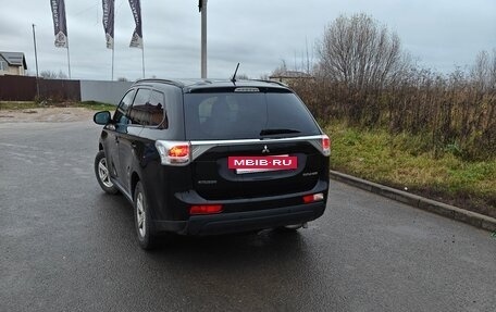 Mitsubishi Outlander III рестайлинг 3, 2012 год, 1 270 000 рублей, 3 фотография