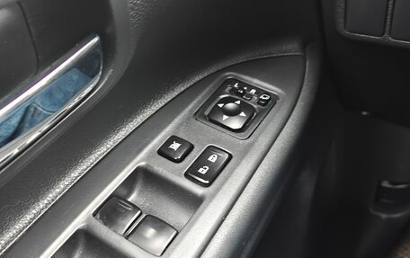 Mitsubishi Outlander III рестайлинг 3, 2012 год, 1 270 000 рублей, 17 фотография