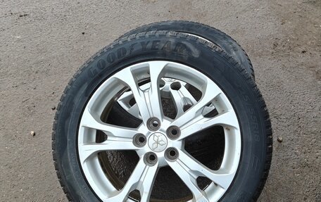 Mitsubishi Outlander III рестайлинг 3, 2012 год, 1 270 000 рублей, 20 фотография