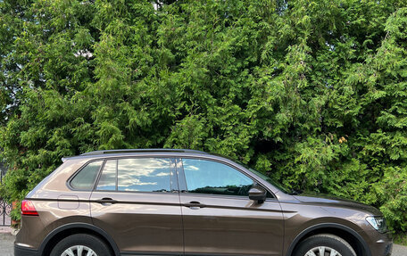 Volkswagen Tiguan II, 2018 год, 2 450 000 рублей, 5 фотография