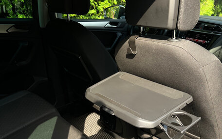 Volkswagen Tiguan II, 2018 год, 2 450 000 рублей, 9 фотография