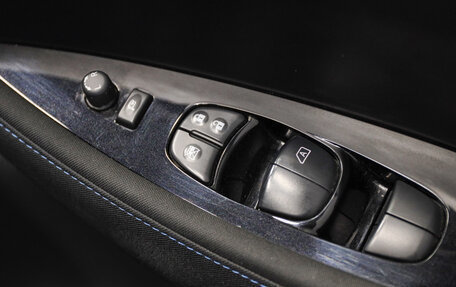 Nissan Leaf II, 2017 год, 1 599 000 рублей, 8 фотография