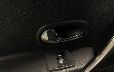 Renault Logan II, 2017 год, 650 000 рублей, 15 фотография