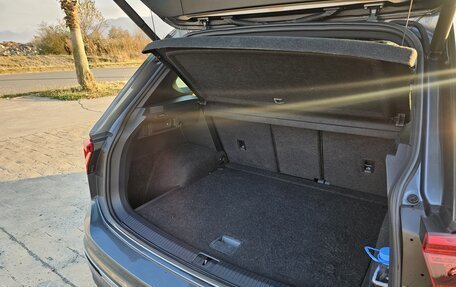 Volkswagen Tiguan II, 2019 год, 2 109 318 рублей, 5 фотография