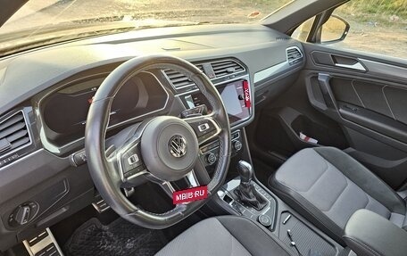 Volkswagen Tiguan II, 2019 год, 2 109 318 рублей, 3 фотография