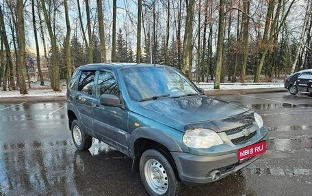 Chevrolet Niva I рестайлинг, 2015 год, 440 000 рублей, 1 фотография