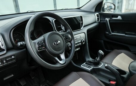 KIA Sportage IV рестайлинг, 2018 год, 1 665 000 рублей, 9 фотография