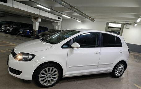 Volkswagen Golf Plus II, 2012 год, 900 000 рублей, 3 фотография