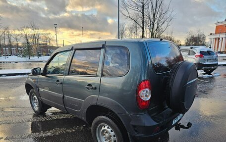 Chevrolet Niva I рестайлинг, 2015 год, 440 000 рублей, 3 фотография