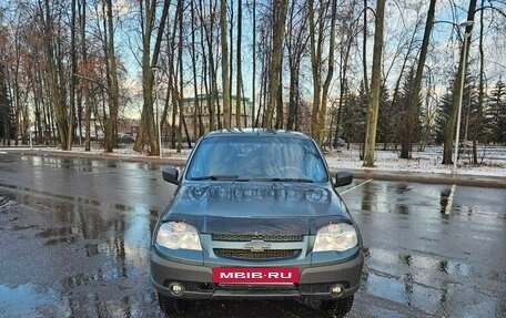 Chevrolet Niva I рестайлинг, 2015 год, 440 000 рублей, 2 фотография