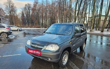 Chevrolet Niva I рестайлинг, 2015 год, 440 000 рублей, 6 фотография