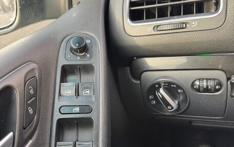 Volkswagen Golf VI, 2009 год, 650 000 рублей, 21 фотография