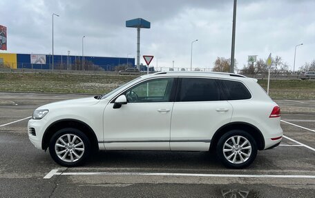 Volkswagen Touareg III, 2011 год, 2 450 000 рублей, 7 фотография