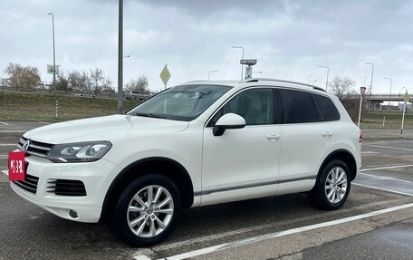 Volkswagen Touareg III, 2011 год, 2 450 000 рублей, 8 фотография