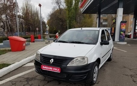 Renault Logan I, 2013 год, 300 000 рублей, 1 фотография