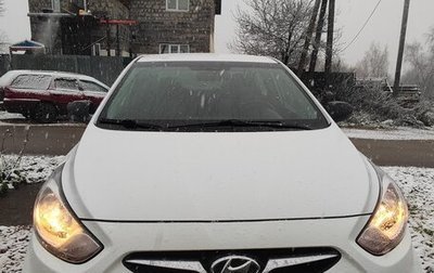 Hyundai Solaris II рестайлинг, 2013 год, 700 000 рублей, 1 фотография