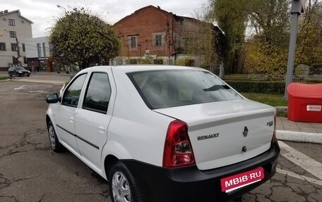 Renault Logan I, 2013 год, 300 000 рублей, 2 фотография