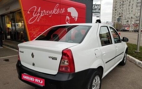 Renault Logan I, 2013 год, 300 000 рублей, 4 фотография