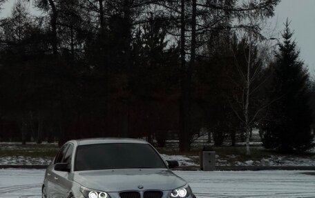 BMW 5 серия, 2005 год, 1 800 000 рублей, 4 фотография