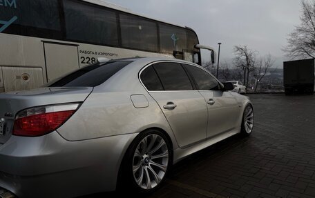 BMW 5 серия, 2005 год, 1 800 000 рублей, 9 фотография