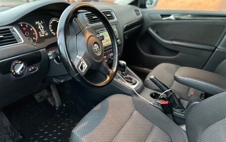 Volkswagen Jetta VI, 2013 год, 1 450 000 рублей, 7 фотография