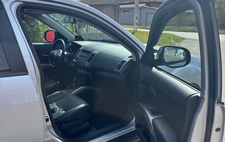 Mitsubishi Outlander III рестайлинг 3, 2012 год, 1 320 000 рублей, 9 фотография