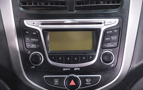 Hyundai Solaris II рестайлинг, 2013 год, 999 000 рублей, 14 фотография