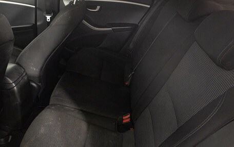 Hyundai i30 II рестайлинг, 2012 год, 899 000 рублей, 10 фотография